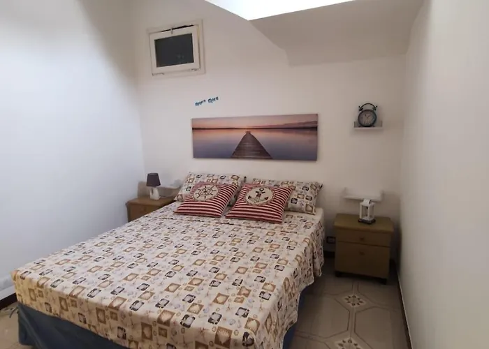 アパート Mmera Mare