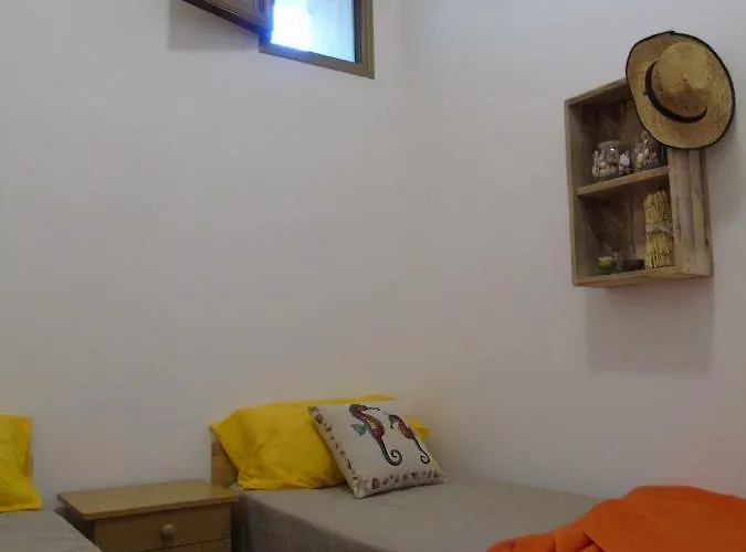 アパート Mmera Mare