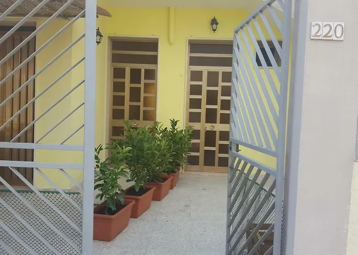 Mmera Mare アパート *